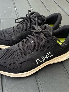 Ryka Black Lace-Up Athletic Sneakers with Ivory Soles